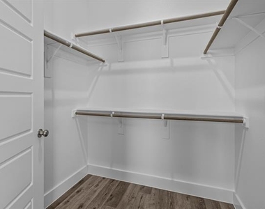 4770 N Luxe Lane - Photo Thumbnail 32