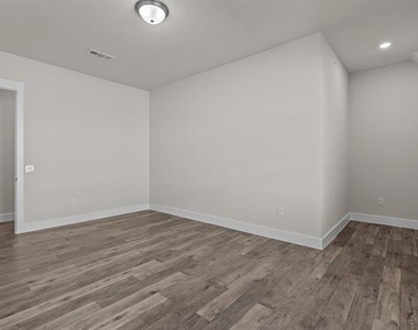 4770 N Luxe Lane - Photo Thumbnail 26