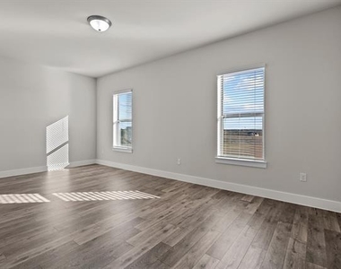 4770 N Luxe Lane - Photo Thumbnail 29