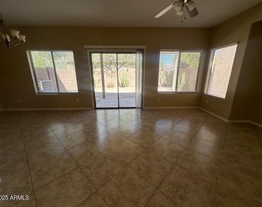10050 E Carmel Avenue - Photo Thumbnail 9