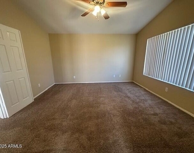 10050 E Carmel Avenue - Photo Thumbnail 25