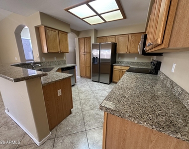 10050 E Carmel Avenue - Photo Thumbnail 14