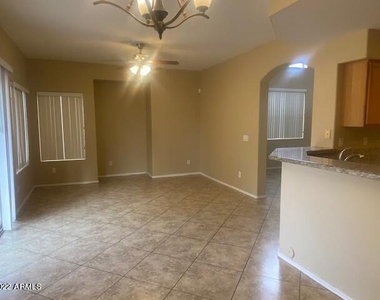 10050 E Carmel Avenue - Photo Thumbnail 11