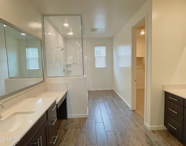 17155 N 9th Place - Photo Thumbnail 19