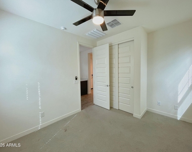17155 N 9th Place - Photo Thumbnail 32