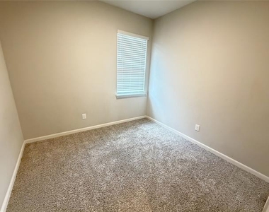 209 Aceves Court - Photo Thumbnail 11