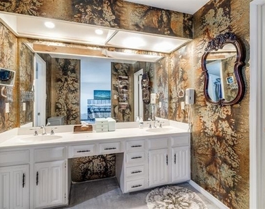 12219 Montego Plaza - Photo Thumbnail 6