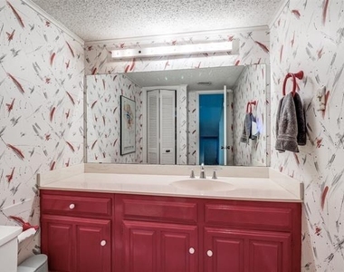 12219 Montego Plaza - Photo Thumbnail 4