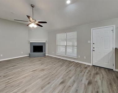 524 Buckstone Drive - Photo Thumbnail 1