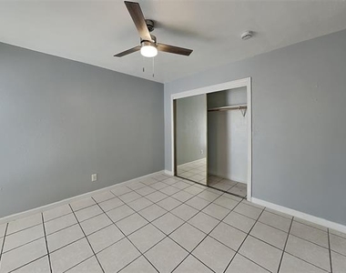 420 Dollins Street - Photo Thumbnail 6