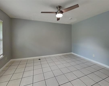 420 Dollins Street - Photo Thumbnail 9