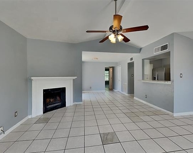 420 Dollins Street - Photo Thumbnail 1