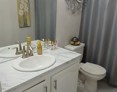 5616 Tucker Street - Photo Thumbnail 4