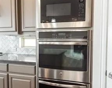 1409 Coleto Creek Trail - Photo Thumbnail 6
