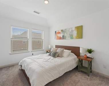 6028 Silverado Trail - Photo Thumbnail 11