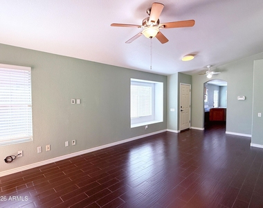 6602 E Northridge Street - Photo Thumbnail 4