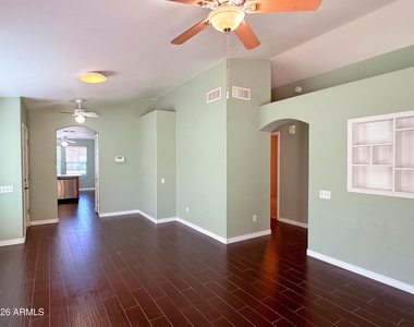 6602 E Northridge Street - Photo Thumbnail 5