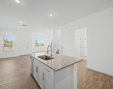 8232 E University Drive - Photo Thumbnail 11