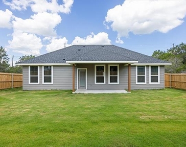 2414 Forest Hill Lane - Photo Thumbnail 30