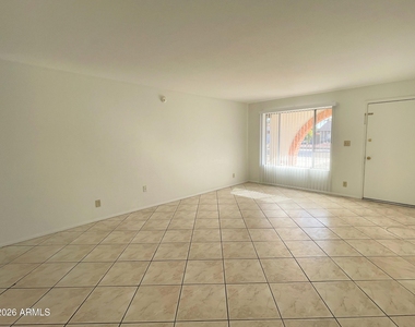 4746 W Aster Drive - Photo Thumbnail 2