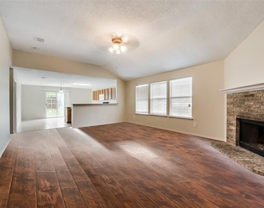 1629 Thornhill Lane - Photo Thumbnail 4