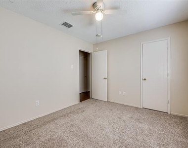 1629 Thornhill Lane - Photo Thumbnail 35
