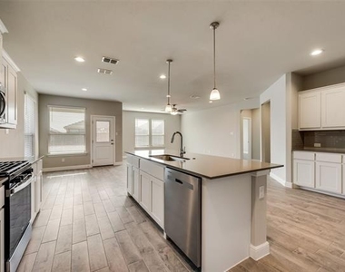 14425 Bootes Drive - Photo Thumbnail 8