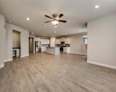 14425 Bootes Drive - Photo Thumbnail 4