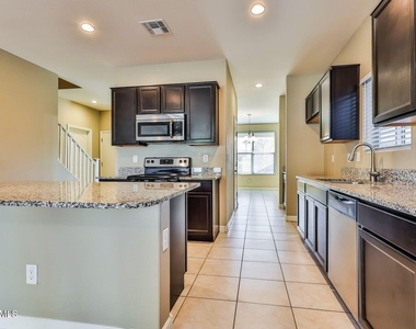 33256 N Jamie Lane - Photo Thumbnail 4