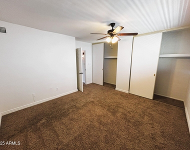 4846 N Woodmere Fairway -- - Photo Thumbnail 13