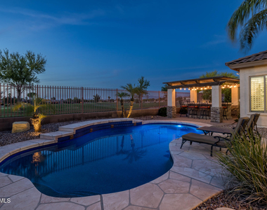 4176 E Clubview Drive - Photo Thumbnail 22