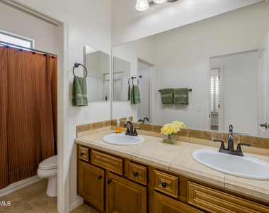 4176 E Clubview Drive - Photo Thumbnail 37