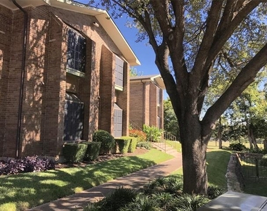 2505 Wedglea Drive - Photo Thumbnail 30