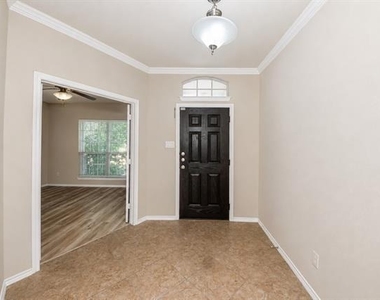 3121 Hornbeam Street - Photo Thumbnail 7
