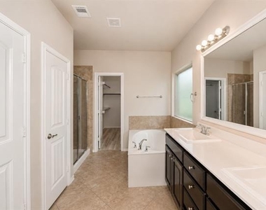 3121 Hornbeam Street - Photo Thumbnail 22