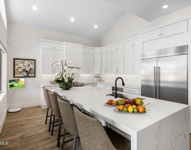 8222 E Cortez Drive - Photo Thumbnail 10