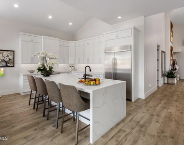 8222 E Cortez Drive - Photo Thumbnail 9