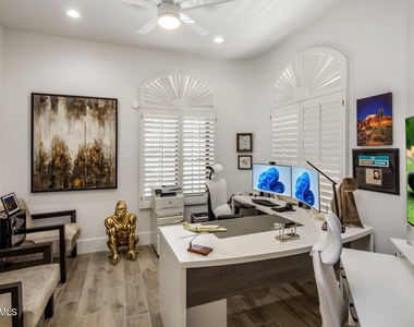 8222 E Cortez Drive - Photo Thumbnail 17