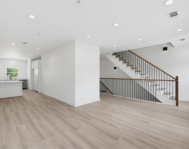 512 S Oconnor Road - Photo Thumbnail 7