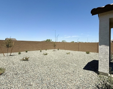 3254 N 98th Lane - Photo Thumbnail 19