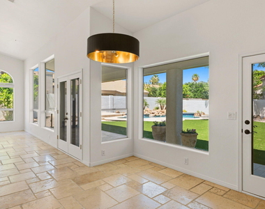 8638 E Dahlia Drive - Photo Thumbnail 14