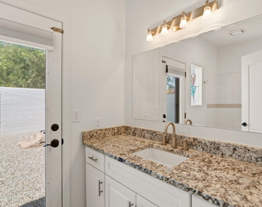 8638 E Dahlia Drive - Photo Thumbnail 38
