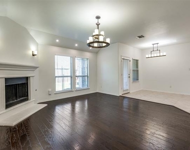 112 Mount Olive Avenue - Photo Thumbnail 8