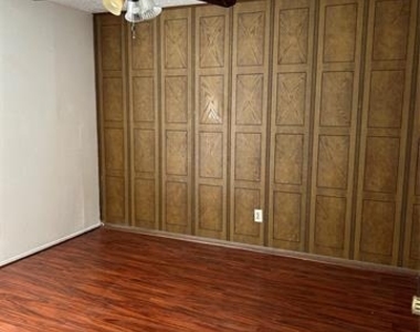 3513 Claymore Drive - Photo Thumbnail 8