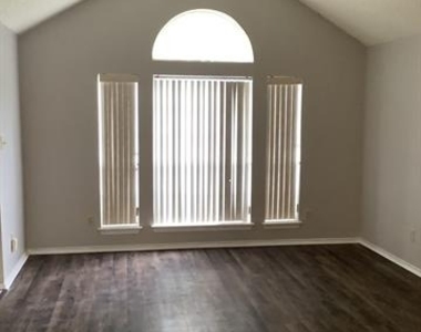 6701 Osage Trail - Photo Thumbnail 1