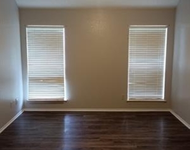 6701 Osage Trail - Photo Thumbnail 11
