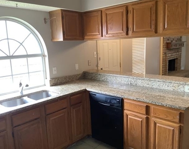 6701 Osage Trail - Photo Thumbnail 4