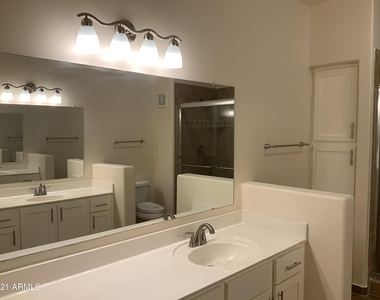 15252 N 100th Street - Photo Thumbnail 10