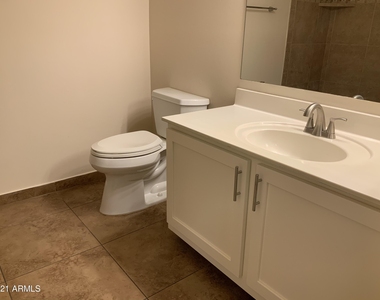15252 N 100th Street - Photo Thumbnail 15
