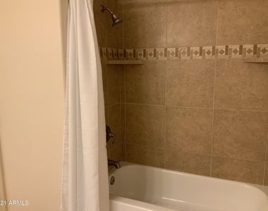 15252 N 100th Street - Photo Thumbnail 17